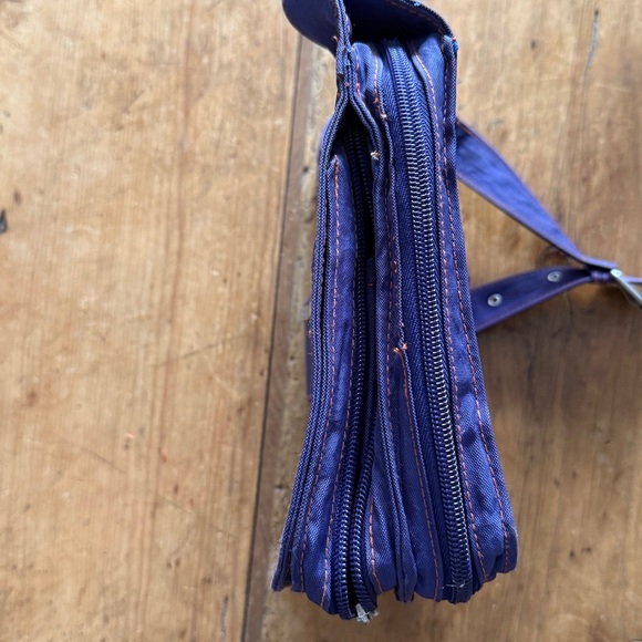 Baggallini crossbody bag - Picture 6 of 16